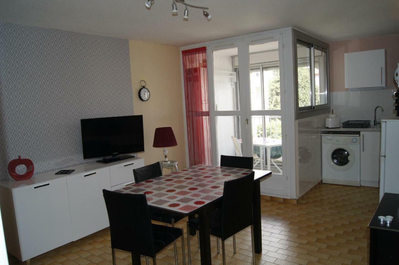 Lara 1 - Grand T2 Loggia Sans Vis-A-Vis Parking - Pres Centre-Port, Ile Des Loisirs, Plage Richelieu Agde Dış mekan fotoğraf